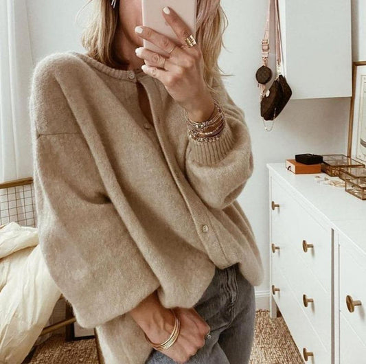 Zachte oversized cardigan voor dames – relaxte gebreide laag met knopen voor thuis en in het weekend