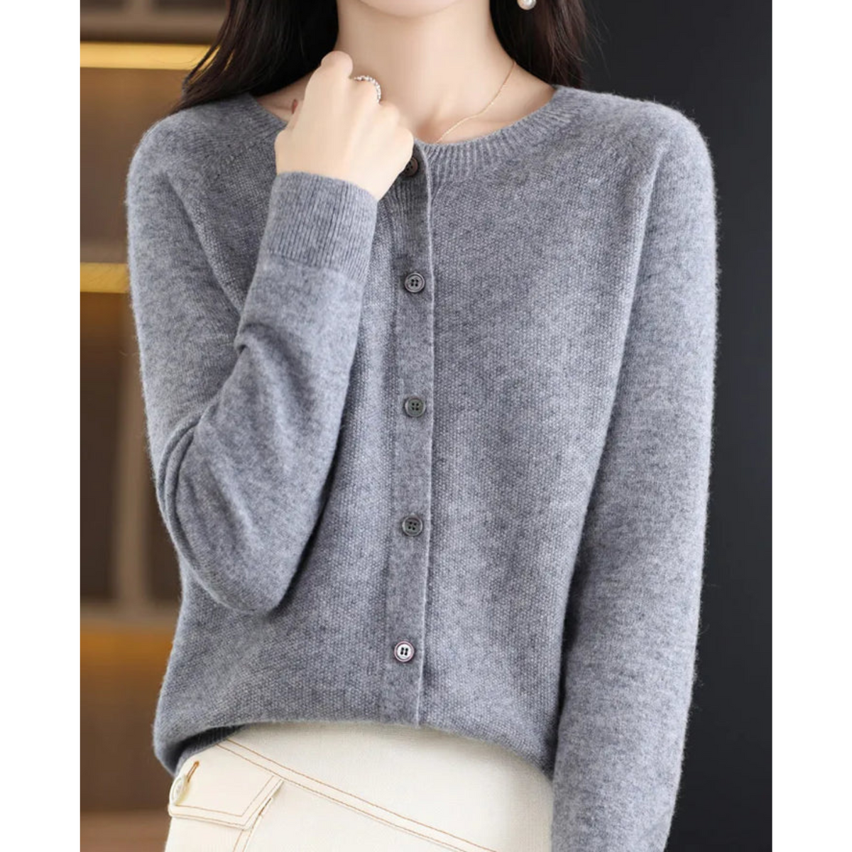 Luxe cardigan van merinowol en kasjmier voor dames – elegante winterbreisel met ronde hals