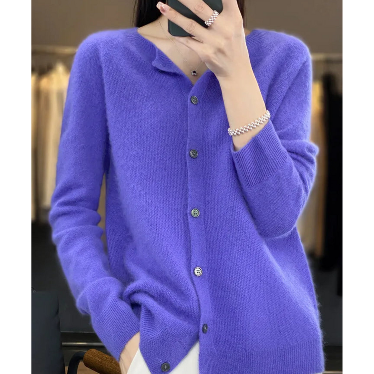Luxe cardigan van merinowol en kasjmier voor dames – elegante winterbreisel met ronde hals
