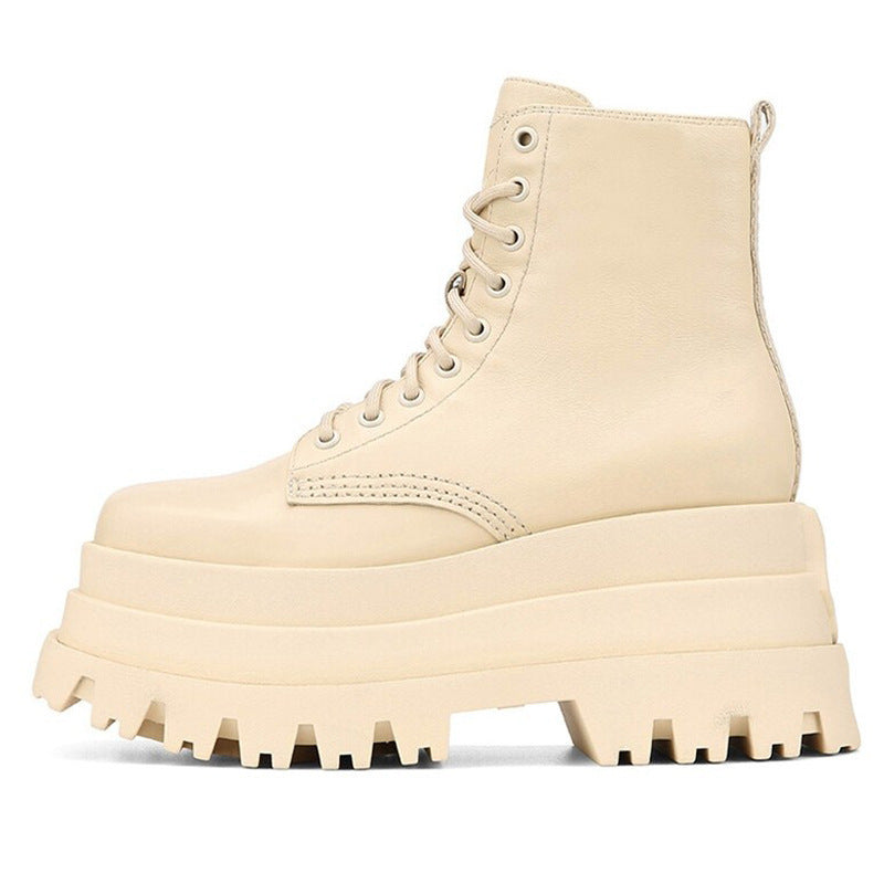 Stoere veterenkellaarsjes met plateauzool voor dames – combat boots met profielzool voor casual stads- en alternatieve looks