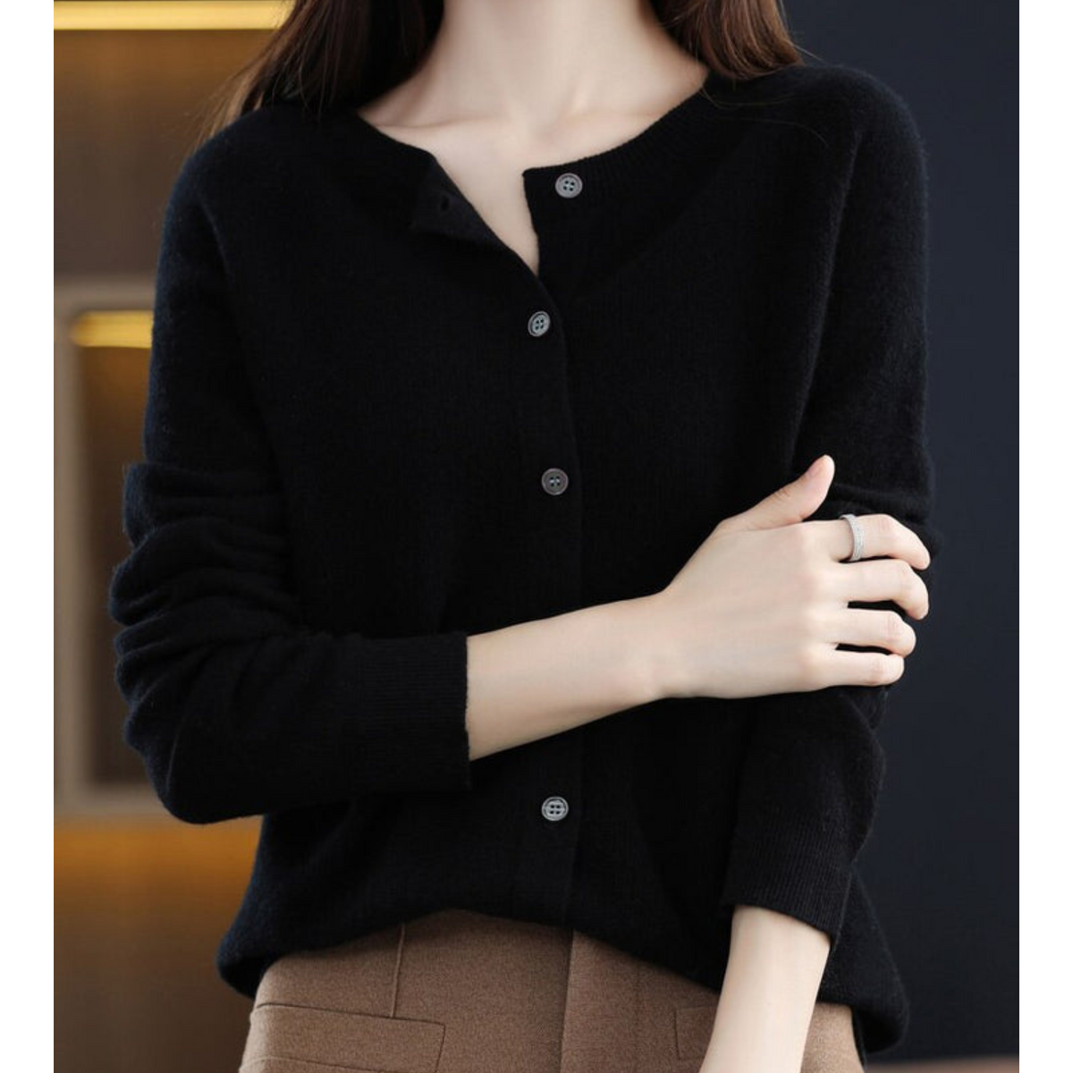 Luxe cardigan van merinowol en kasjmier voor dames – elegante winterbreisel met ronde hals
