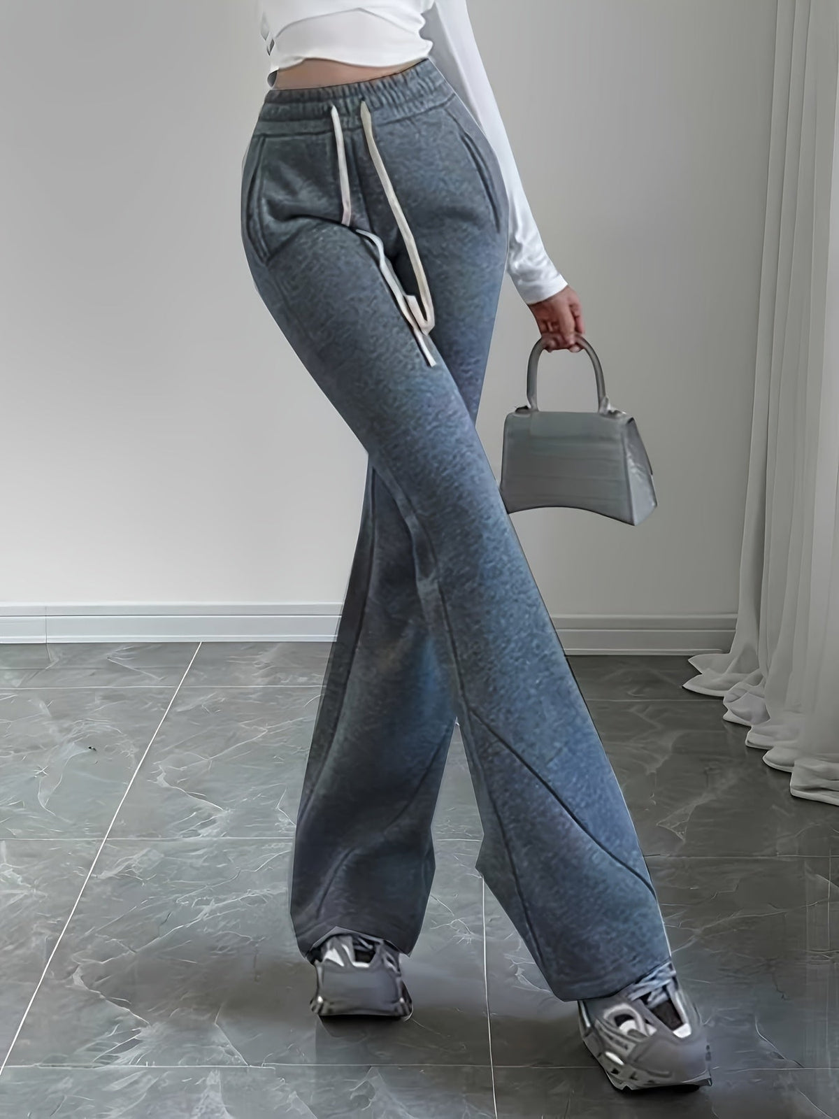 Uitlopende loungebroek met hoge taille
