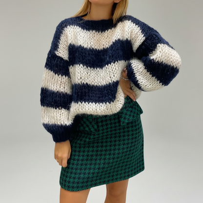 Women’s Chunky Knit Sweater with Wide Stripes and Balloon Sleeves