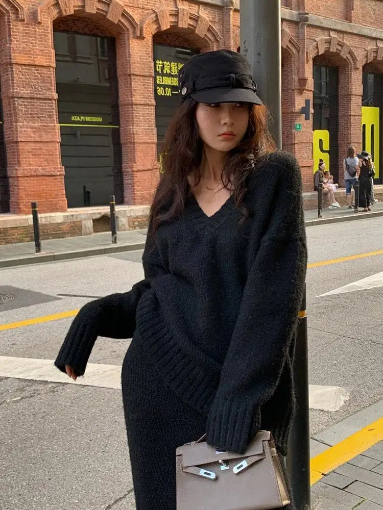 Gebreide rokset voor dames met V-hals – relaxte trui met lange mouwen en wijd uitlopende midirok voor herfst en winter