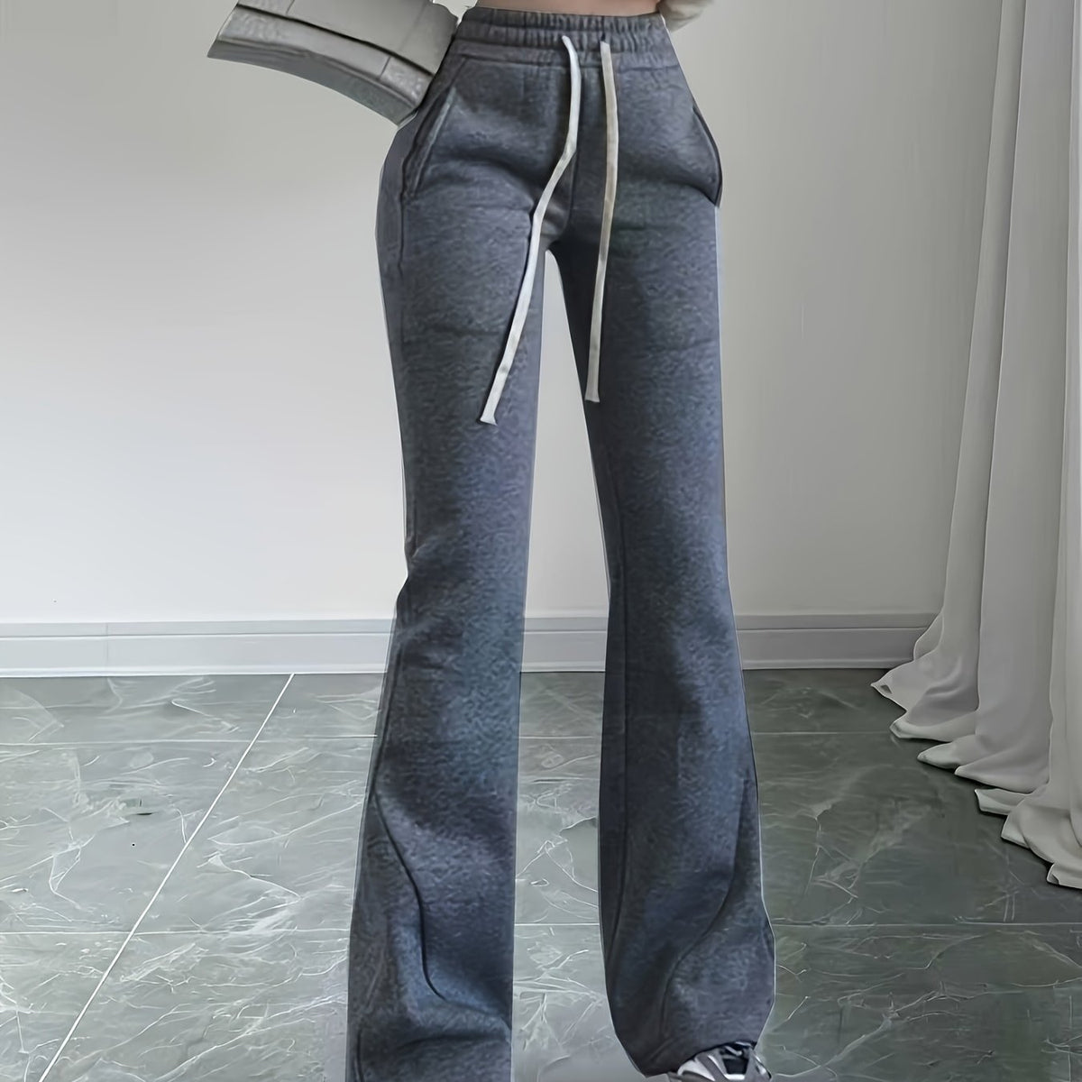 Uitlopende loungebroek met hoge taille