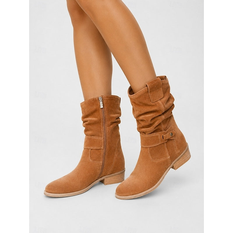 Slouchy enkellaarsjes met gesp