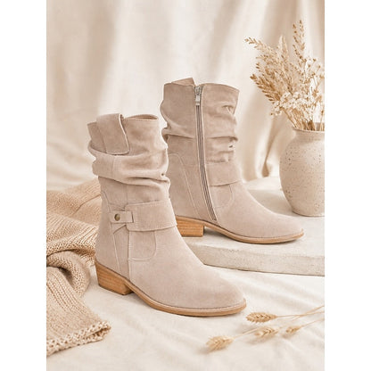 Slouchy enkellaarsjes met gesp